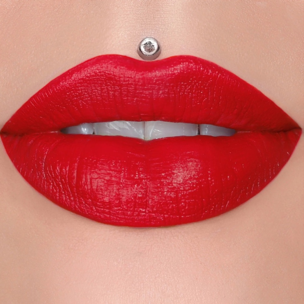NEW Jeffree Star Cosmetics Velvet Trap Lipstick in Red Affair Electric Red Matte